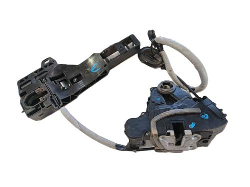 front-left-lock-renault-captur-ii-hf_-2020-33854739 main image