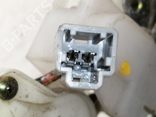 Front right lock HONDA CR-V I (RD) 2.0 16V 4WD (RD1, RD3) | BP10326144C97 