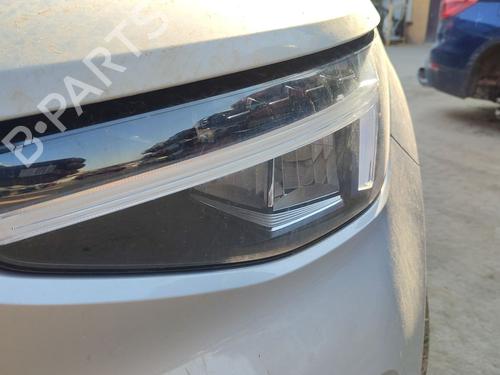 Venstre forlygte VOLVO XC40 (536) B3 Mild-Hybrid (163 hp) 31157486