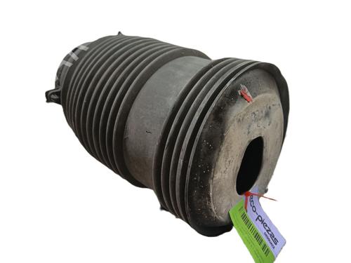 Used Left rear shock absorber Left rear shock absorber MERCEDES-BENZ E-CLASS T-Model (S213) E 220 d (213.204) (194 hp) 36039685 36039685