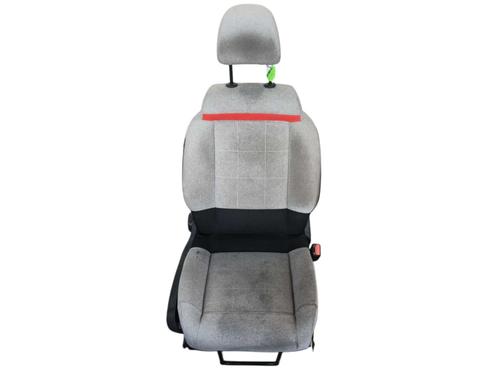 right-front-seat-citroen-c3-aircross-ii-2r_-2c_-2017-40599456 main image