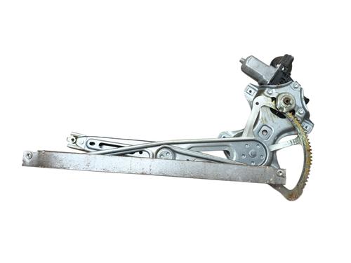 Used Front right window mechanism TOYOTA YARIS (_P9_) 1.33 VVT-i (NSP90_, NSP90R) (99 hp) 28293361