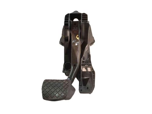 Used Break pedal Break pedal 36549246 36549246