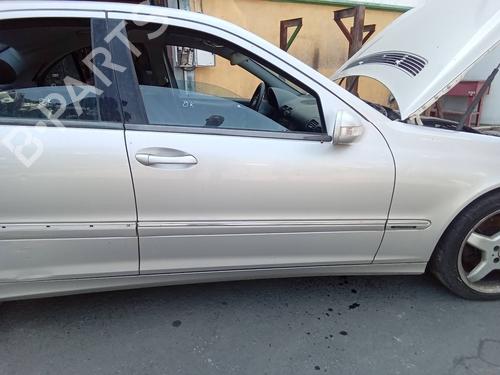 Right front door MERCEDES-BENZ C-CLASS (W203) C 200 Kompressor (203.042) | BP10522093C3 