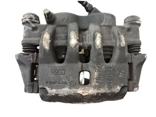 Used Right front brake caliper FIAT DUCATO Van (250_) 115 Multijet 2,0 D (116 hp) 30271857