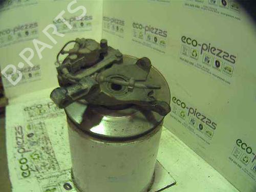 Used Left front steering knuckle RENAULT LAGUNA II (BG0/1_) [2001-2007]  5346050