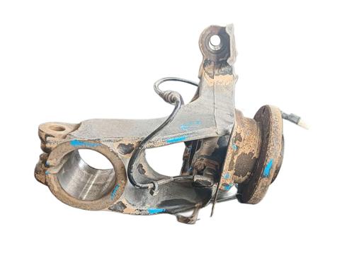 Left front steering knuckle MERCEDES-BENZ SPRINTER 3-t Van (B910) 211 CDI (910.621, 910.623) | BP26566477M25
