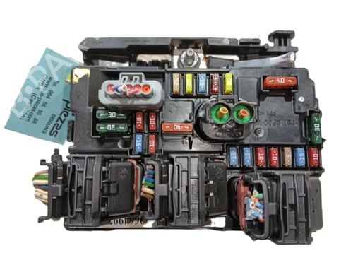 Fuse box CITROËN C3 Picasso (SH_) 1.6 HDi | BP35952753E1 - Image 2