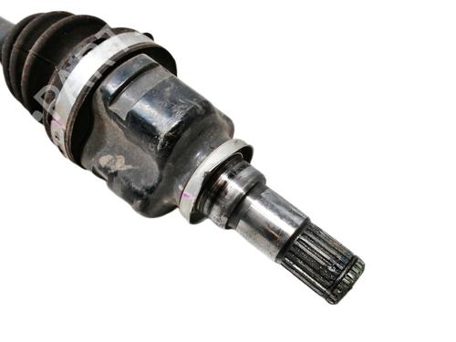 Right front driveshaft TOYOTA YARIS (_P13_)  | BP15853692M39 