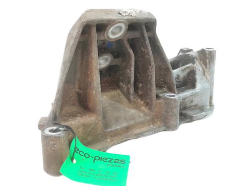 Used Engine mount Engine mount IVECO DAILY III Platform/Chassis 35 C 12 , 35 S 12 (AEKA14A1, AEKA14AA, AEKA64A1,... (116 hp) 10281311 10281311