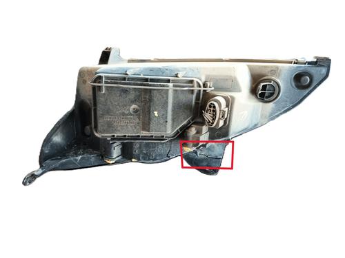 Right headlight FORD FOCUS I (DAW, DBW) 1.8 TDCi | BP30109090C29