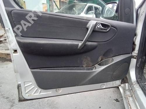 Used Left front door panel Left front door panel MERCEDES-BENZ VANEO (414) 1.7 CDI (414.700) (91 hp) 10086569 10086569