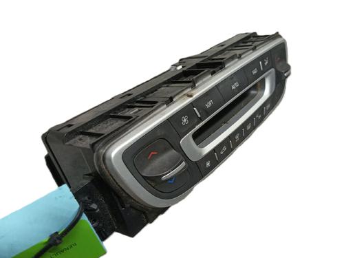 AC Styreenhet / Manøvreringsenhet RENAULT MEGANE III Coupe (DZ0/1_) [2008-2016]  24227183