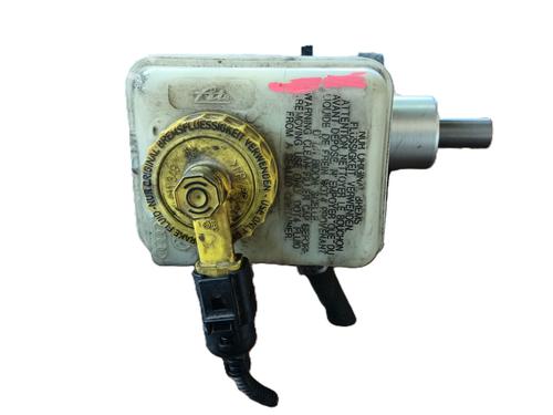 Maître-cylindre AUDI A3 (8L1) 1.9 TDI (130 hp) 30570608