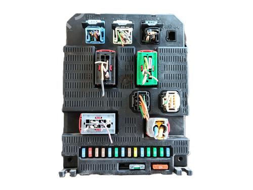 Used Fuse box CITROËN C2 (JM_) 1.1 (60 hp) 30125066