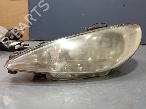 Venstre forlygte PEUGEOT 206 CC (2D) 1.6 16V (2DNFUF, 2DNFUR) (109 hp) 23240782