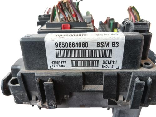 Fuse box PEUGEOT 307 (3A/C) 1.6 16V | BP29886382E1