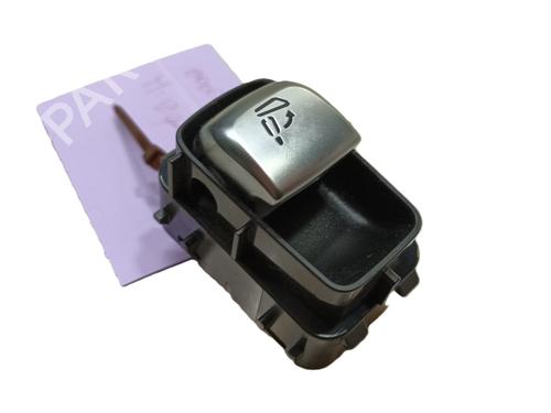 switch-mercedes-benz-glc-x253-2015-2016-2017-2018-2019-2020-2021-2022-34648126 main image