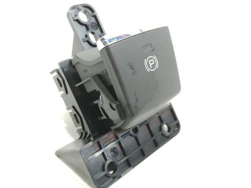 BP8767131I18 main image