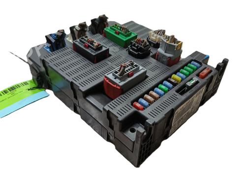 Used Fuse box PEUGEOT 207 (WA_, WC_) 1.6 HDi (90 hp) 30096524