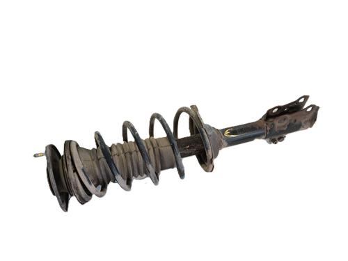 Used Left front shock absorber Left front shock absorber TOYOTA YARIS (_P1_) 1.0 (SCP10_, SCP10R) (65 hp) 33886730 33886730