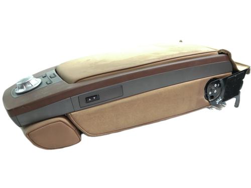 Used Armrest / Center console BMW 7 (E65, E66, E67) 730 d (218 hp) 9413665