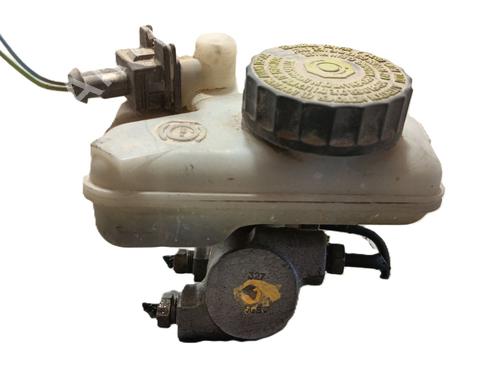 Brake master cylinder CITROËN BERLINGO / BERLINGO FIRST Box Body/MPV (M_) 1.9 D 70 (MBWJZ, MCWJZ) | BP20108211M77 