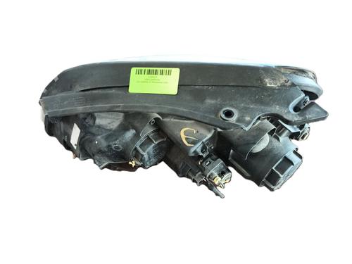 Right headlight KIA CARENS III MPV (UN) 2.0 CRDi 115 | BP30168648C29 