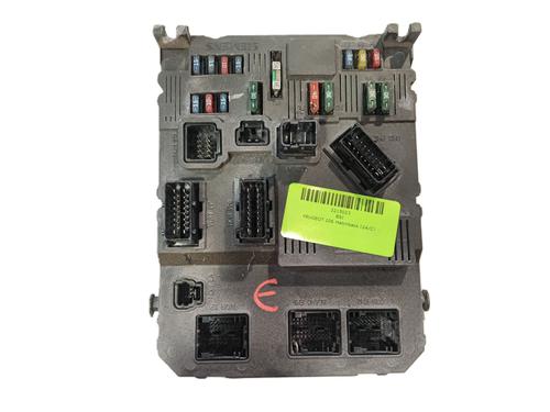 Sikringsdåse PEUGEOT 206 Hatchback (2A/C) 1.4 i (75 hp) 31362554