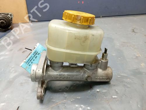 Used Brake master cylinder NISSAN PATROL GR V Wagon (Y61) 3.0 DTi (160 hp) 22902589