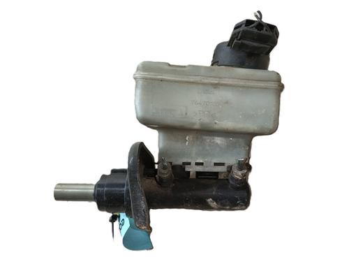 Brake master cylinder LAND ROVER FREELANDER I (L314)  | BP30408264M77 