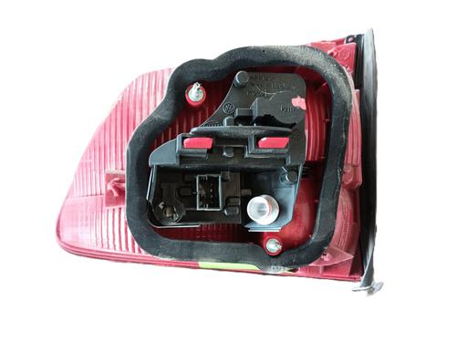 Venstre baklys, luke VW TOURAN (1T3) 1.6 TDI | BP29889689C79