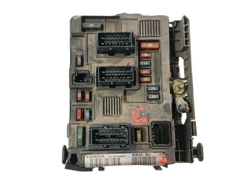 Used Fuse box PEUGEOT 206 Hatchback (2A/C) 1.4 i (75 hp) 31382690
