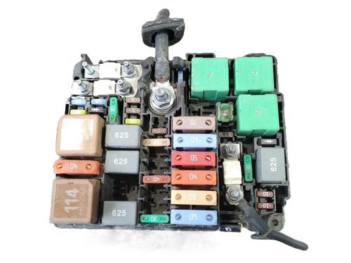 Used Fuse box Fuse box PEUGEOT PARTNER Box Body/MPV (K9) 1.5 BlueHDi 100 (102 hp) 39464508 39464508