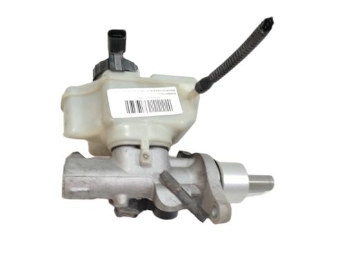 Brake master cylinder SKODA OCTAVIA II (1Z3) 1.9 TDI | BP10625525M77 