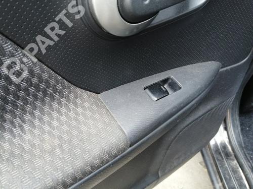 left-rear-window-switch-nissan-note-e11-ne11-15-dci-2005-2006-2007-2008-2009-2010-2011-2012-2013-6962735 main image