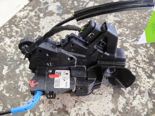 Used Front left lock Front left lock OPEL ASTRA L (OV5) 1.2 (FPHNSL, FPHNSR) (131 hp) 40038405 40038405