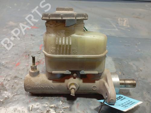 Used Brake master cylinder HONDA CR-V I (RD) 2.0 16V 4WD (RD1, RD3) (128 hp) 23041943
