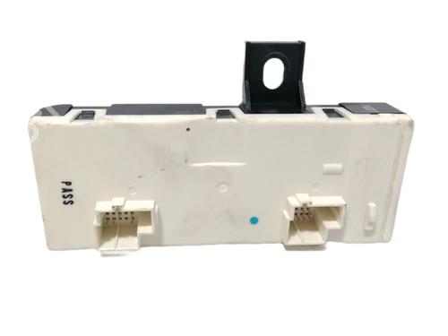 Used Electronic module MERCEDES-BENZ GLA-CLASS (X156) GLA 180 (156.942) (122 hp) 13042922