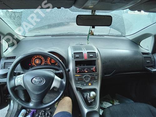 Used Dashboard Dashboard TOYOTA AURIS (_E15_) 1.33 Dual-VVTi (NRE150_, NRE150R) (101 hp) 10417015 10417015