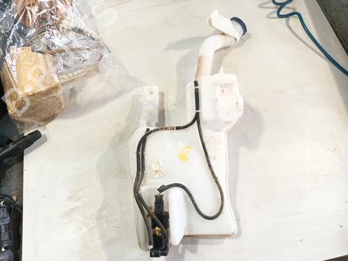 windscreen-washer-tank-peugeot-2008-ii-ud_-us_-uy_-uj_-ur_-uc_-2019-31756880 main image