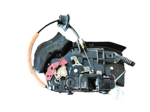 Venstre bak lås AUDI A4 B6 Avant (8E5) 2.5 TDI quattro (180 hp) 30103386