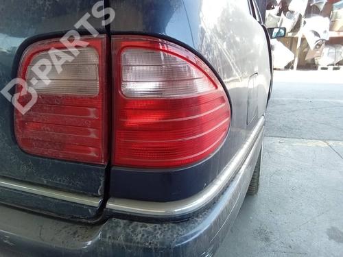 Used Right taillight Right taillight MERCEDES-BENZ E-CLASS T-Model (S210) E 320 T (210.265) (224 hp) 11112442 11112442