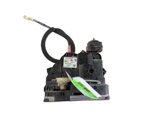Serrure arrière gauche Serrure arrière gauche OPEL CORSA E (X15) 1.4 (08, 68) (90 hp) 36409807 36409807