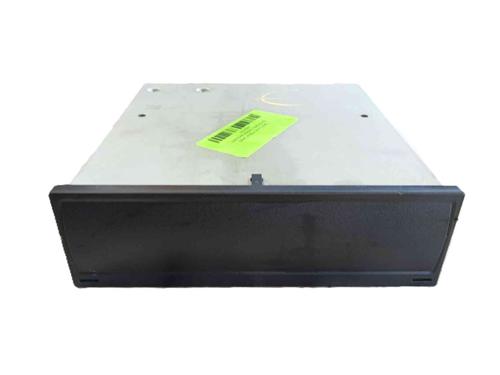 Used Radio Radio 37466914 37466914