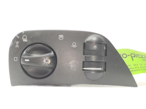 Used Headlight switch SEAT IBIZA II (6K1) [1993-2002]  6877641