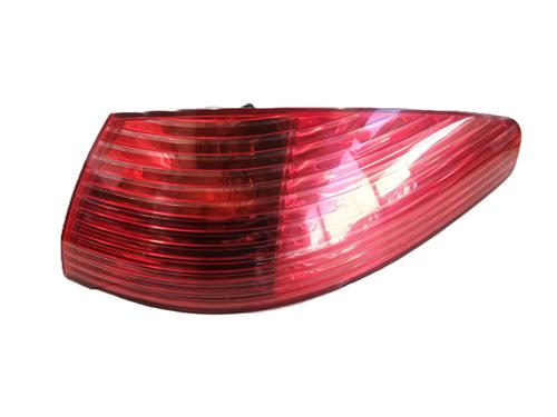 Used Right taillight Right taillight PEUGEOT 607 (9D, 9U) 2.2 HDi (133 hp) 33543617 33543617