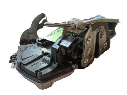 Cerradura puerta delantera izquierda Cerradura puerta delantera izquierda TOYOTA C-HR (_X1_) 1.8 Hybrid (ZYX10_, ZYX11_) (98 hp) 36385730 36385730