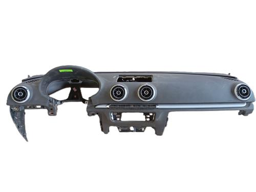 Dashboard AUDI A3 (8V1, 8VK) 1.4 TFSI | BP32026071C46 