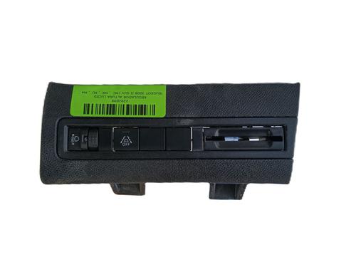 Used Headlight adjuster motor Headlight adjuster motor PEUGEOT 3008 II SUV (MC_, MR_, MJ_, M4_) 1.5 BlueHDi 130 (131 hp) 33434510 33434510